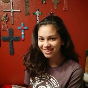 Meet your Posher, Mia